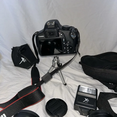 Canon Rebel T5 Image