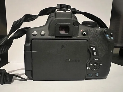 Canon EOS Rebel T6i Image