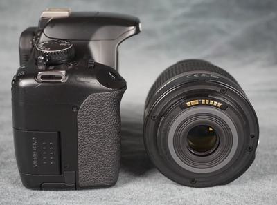 Canon EOS 450D Image