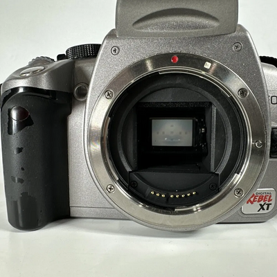Canon Digital Rebel XT Image