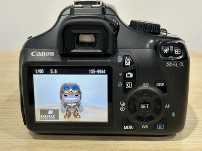Canon EOS 1100D Image