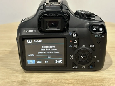 Canon EOS 1100D Image