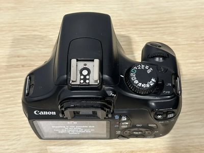 Canon EOS 1100D Image