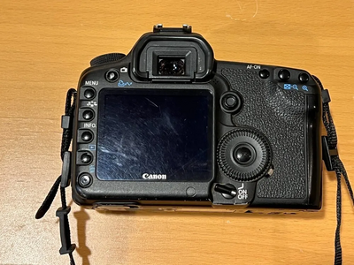 Canon 5D Mark II Image