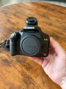 Canon EOS Rebel T1i Image