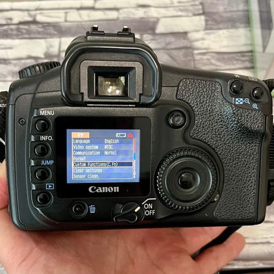 Canon 20D Image