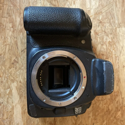 Canon 20D Image