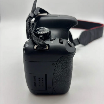 Canon EOS 550D Image