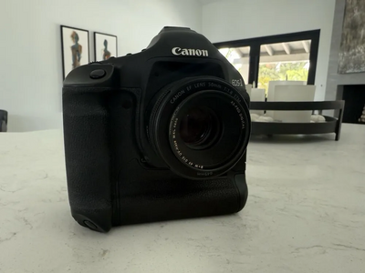 Canon 1Ds Mark III Image