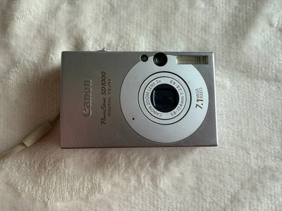 Canon PowerShot SD1000 Image