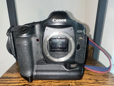 Canon 1Ds Mark II Image
