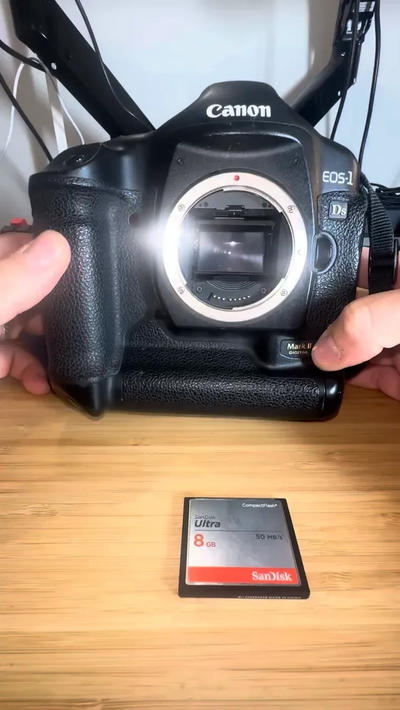 Canon 1Ds Mark II Image