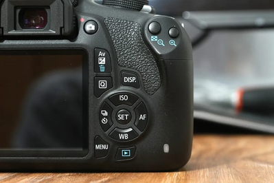 Canon EOS 1200D Image