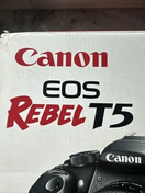 Canon EOS 1200D Image