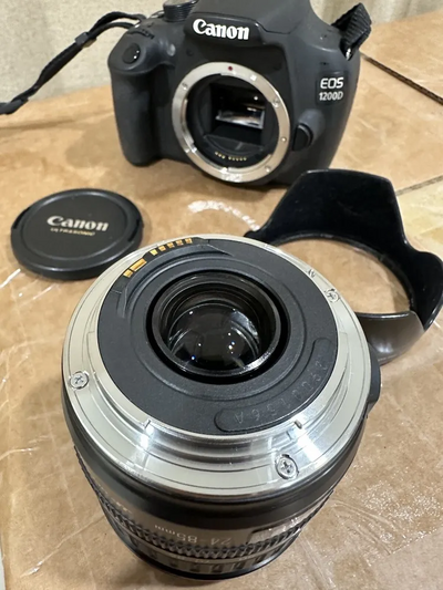 Canon EOS 1200D Image