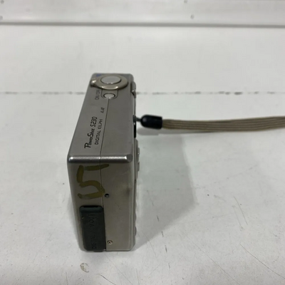 Canon Digital ELPH S230 Image