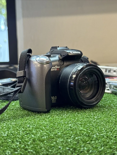 Canon Powershot SX10 IS Image