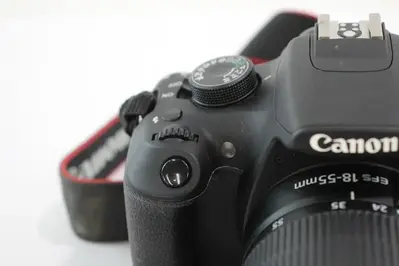 Canon 1100D Image