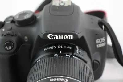 Canon 1100D Image
