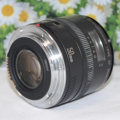 Canon 50mm F2.5 Image