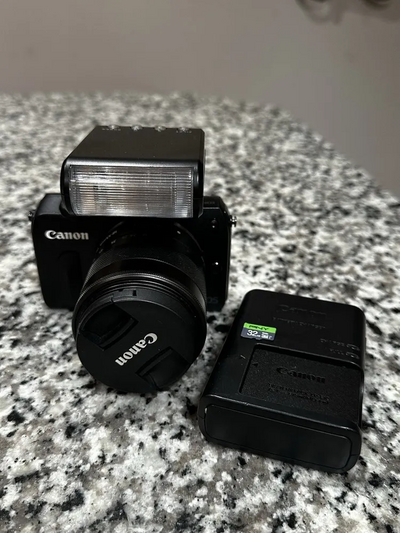 Canon EOS M Image