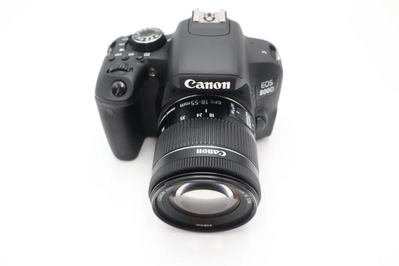 Canon 800D Image