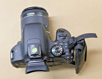 Canon 800D Image