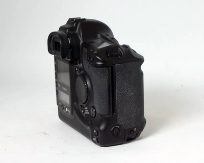 Canon 1DS Image