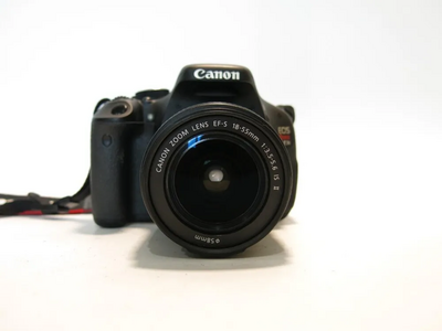 Canon EOS 600D Image
