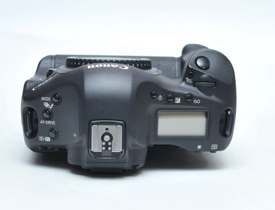 Canon 1D Mark III Image