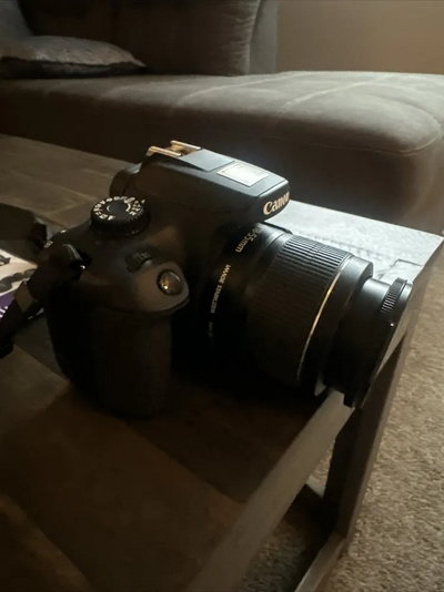 Canon 3000D / Rebel T100 Image