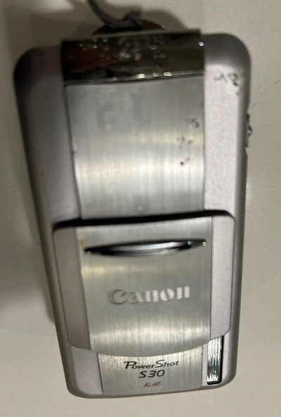 Canon Powershot S30 Image