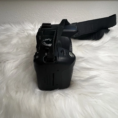 Canon Rebel XT Image