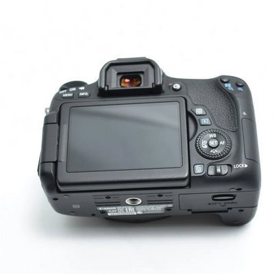 Canon 8000D 18-135 IS STM LK Image
