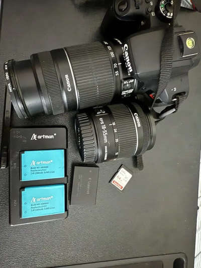 Canon EOS Rebel T7i Image