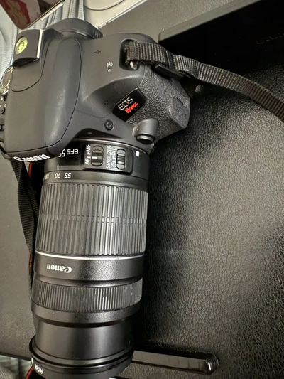 Canon EOS Rebel T7i Image