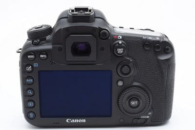 Canon EOS 7D Mark II Image