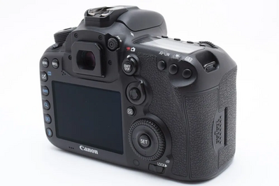 Canon EOS 7D Mark II Image