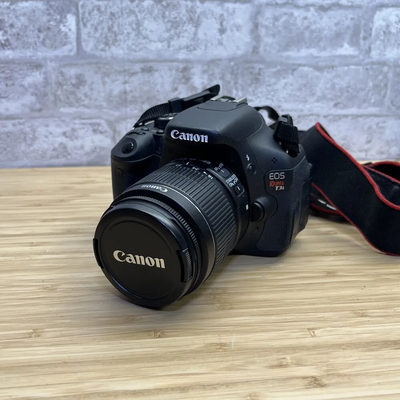 Canon Eos rebel t3 Image