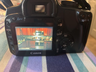 Canon Eos rebel t2i Image