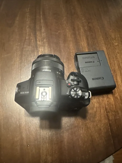 Canon R100 Image