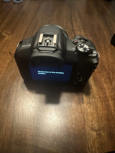 Canon R100 Image