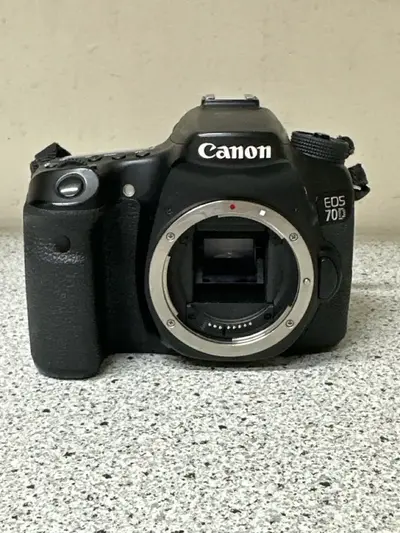 Canon EOS 70D Image