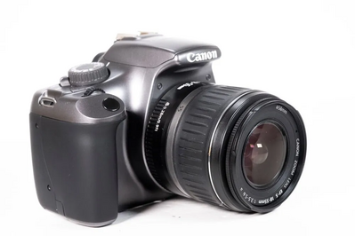 Canon EOS 1100D Image