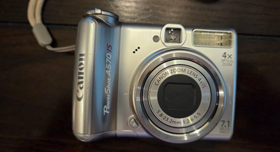 Canon A570 IS Image