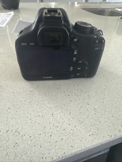 Canon EOS Rebel T2i Image