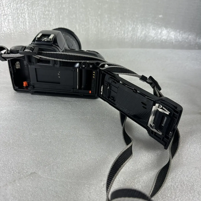 Canon Rebel XT Silver EFS Image