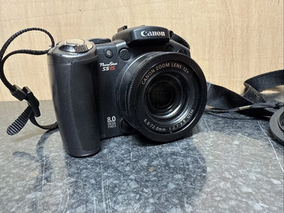 Canon 80D Image