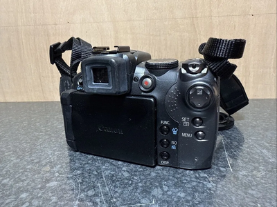 Canon 80D Image