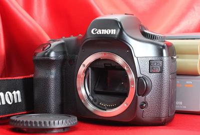 Canon EOS 5D Image